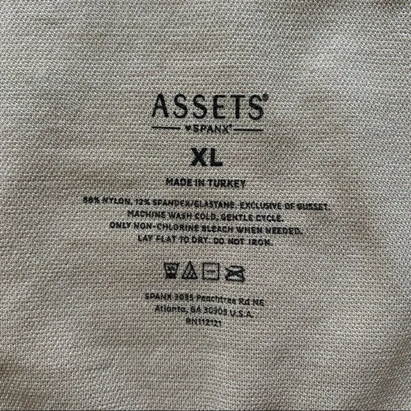 Assets by Spanx/Maidenform Shapewear Bundle - Picture 4 of 14